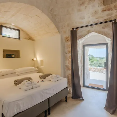 Trulli Meridiem Con Piscina Vila *