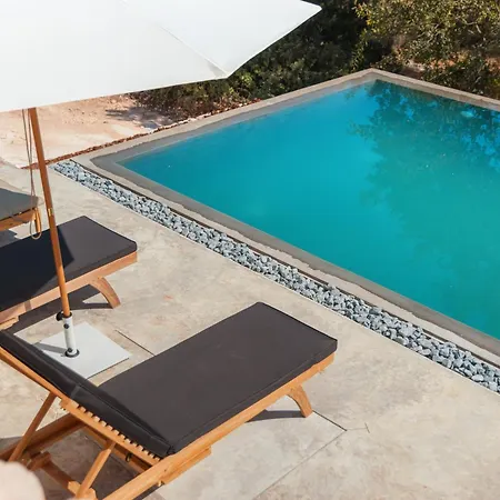 Trulli Meridiem Con Piscina Ostuni