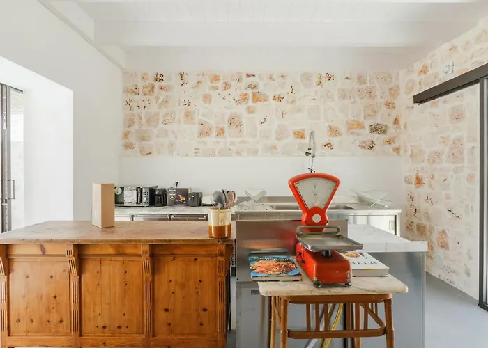 Trulli Meridiem Con Piscina