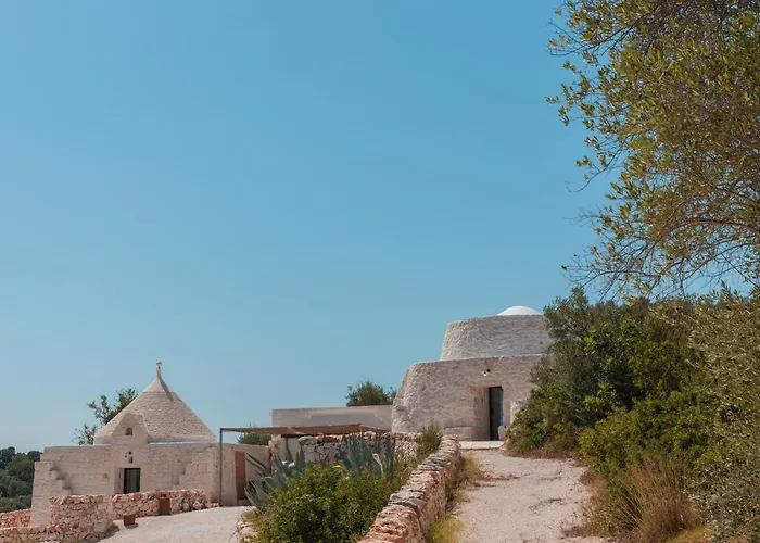 Trulli Meridiem Con Piscina 别墅