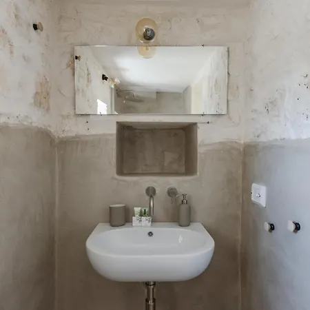 Trulli Meridiem Con Piscina Ostuni