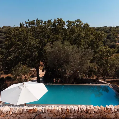 Trulli Meridiem Con Piscina *