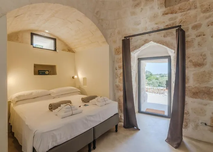 Trulli Meridiem Con Piscina 빌라 오스투니